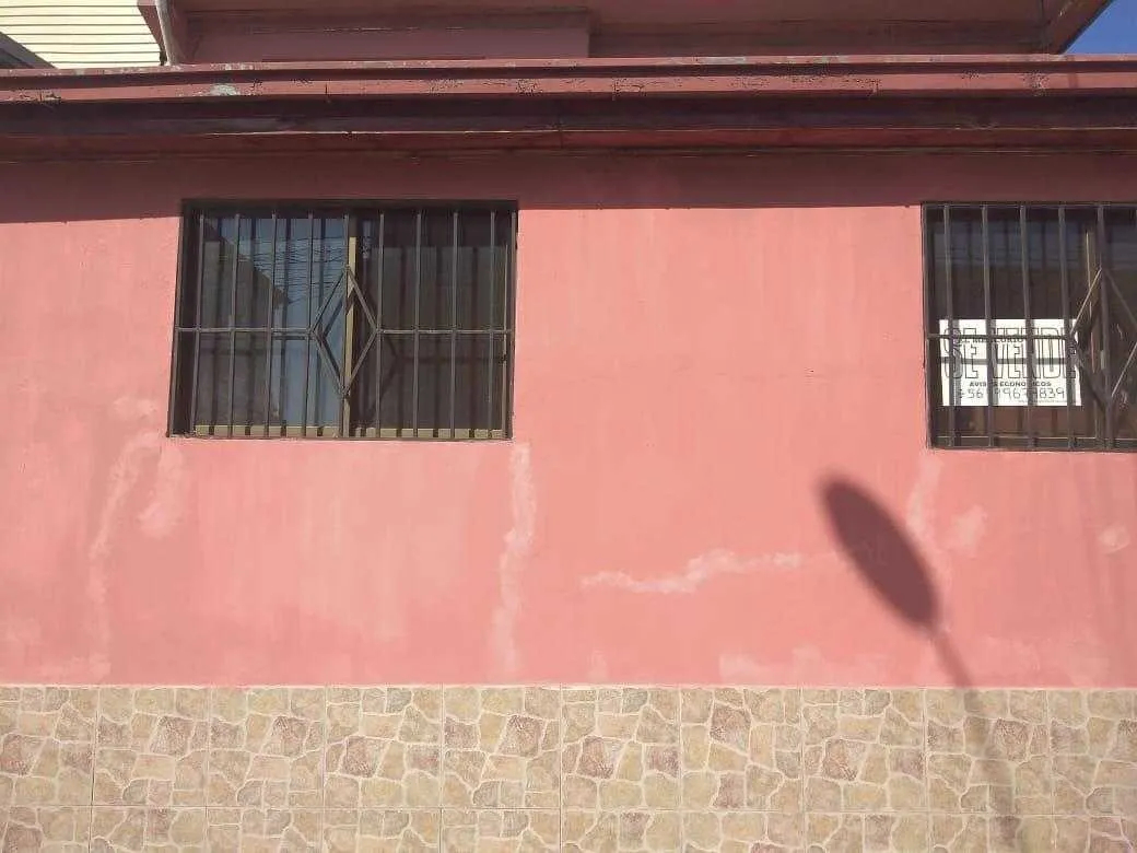 Casa Solida Con Vista A Caleta Portales, Valparaiso Y Viña