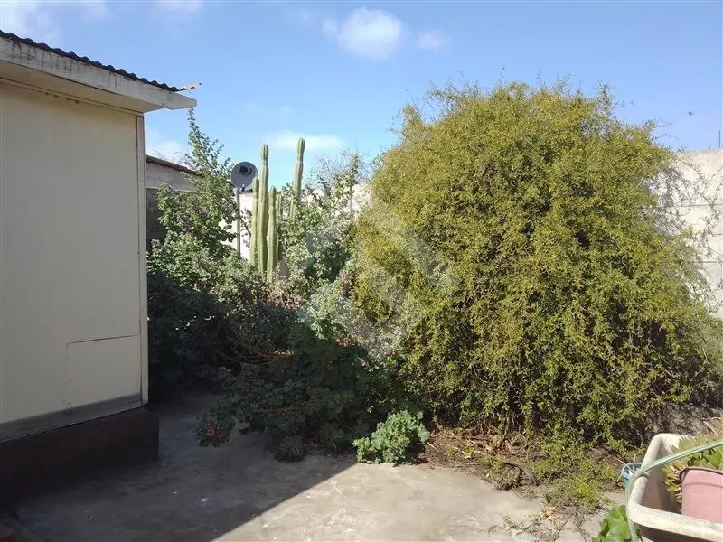 Casa En Venta De 3 Dorm. En Coquimbo