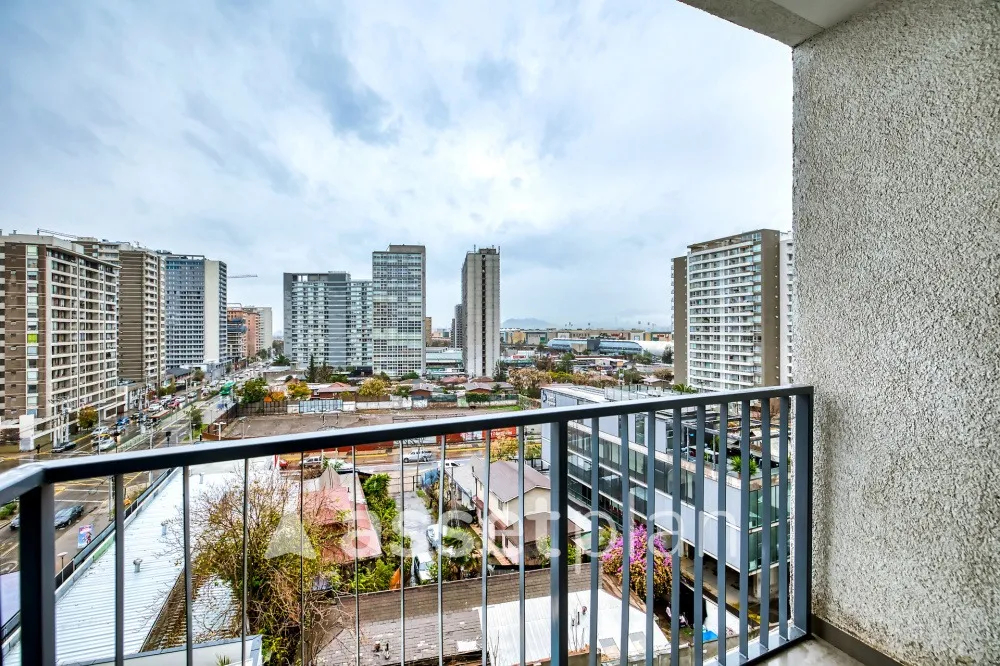 Depto Av. Vicuña Mackenna Pte. [1322-16]- Vista Sur Piso 