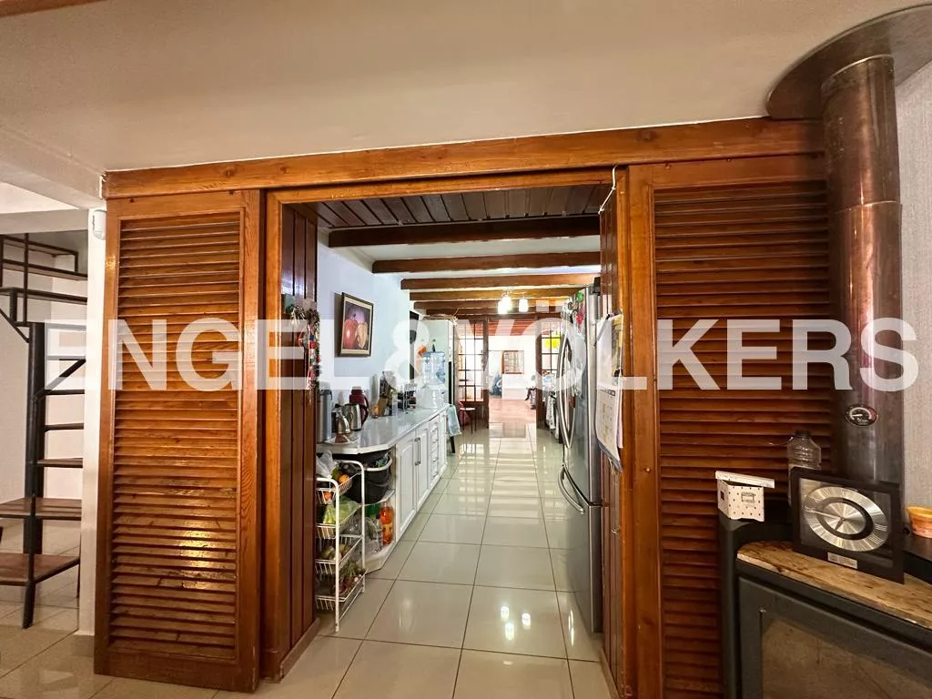 Hermosa Casa De Dos Pisos