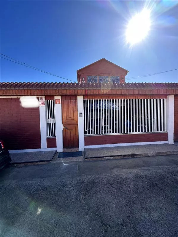 Casa En Venta Villa San Rafael, 5.800 Uf