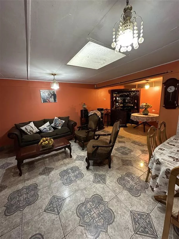 Casa En Venta Villa San Rafael, 5.800 Uf