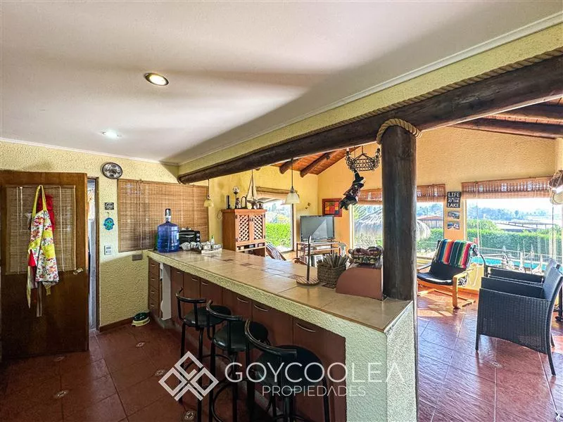 Casa En Venta De 4 Dorm. En Las Cabras
