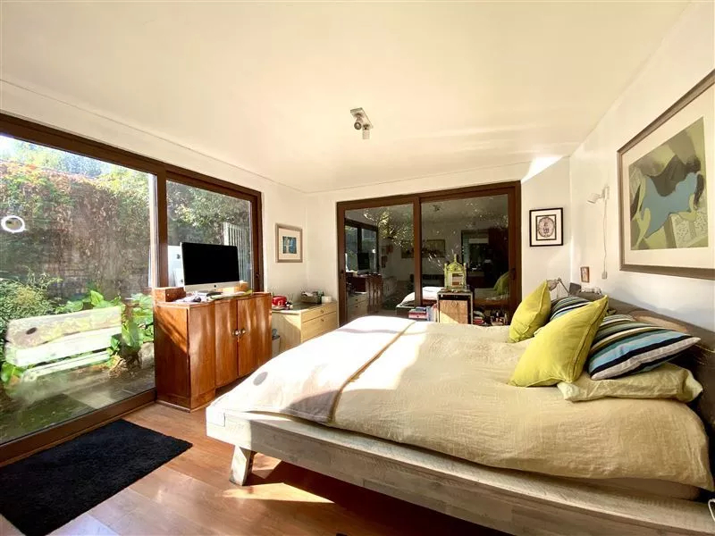 Casa En Venta De 5 Dorm. En Las Condes
