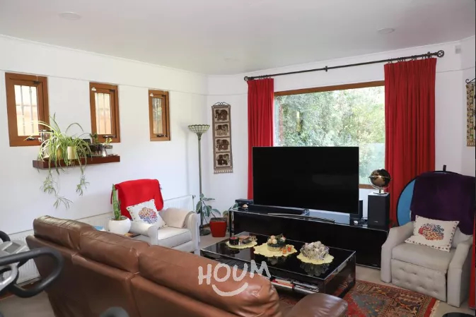 Casa En Venta De 5 Dorm. En Lo Barnechea