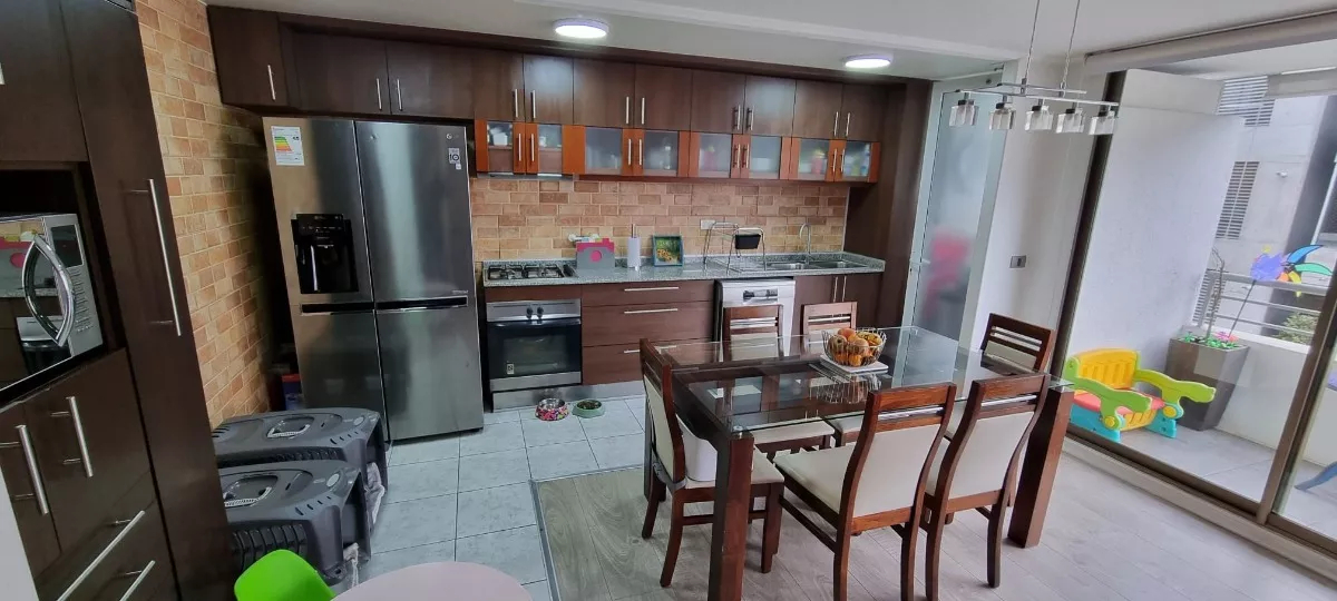 Comodo Departamento En Las Condes