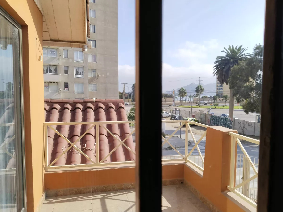 En Venta Linda Casa En Coquimbo 100 (6743)