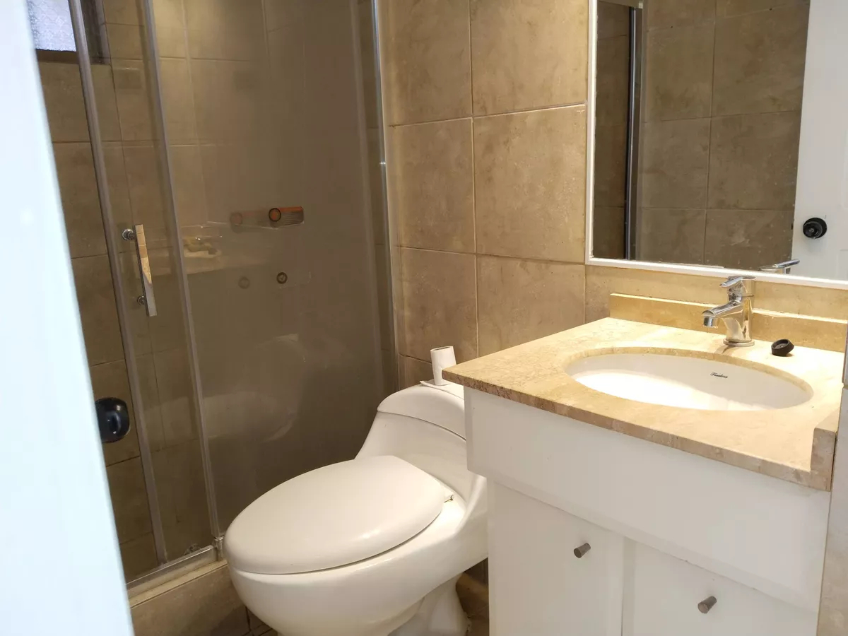 En Venta Linda Casa En Coquimbo 100 (6743)