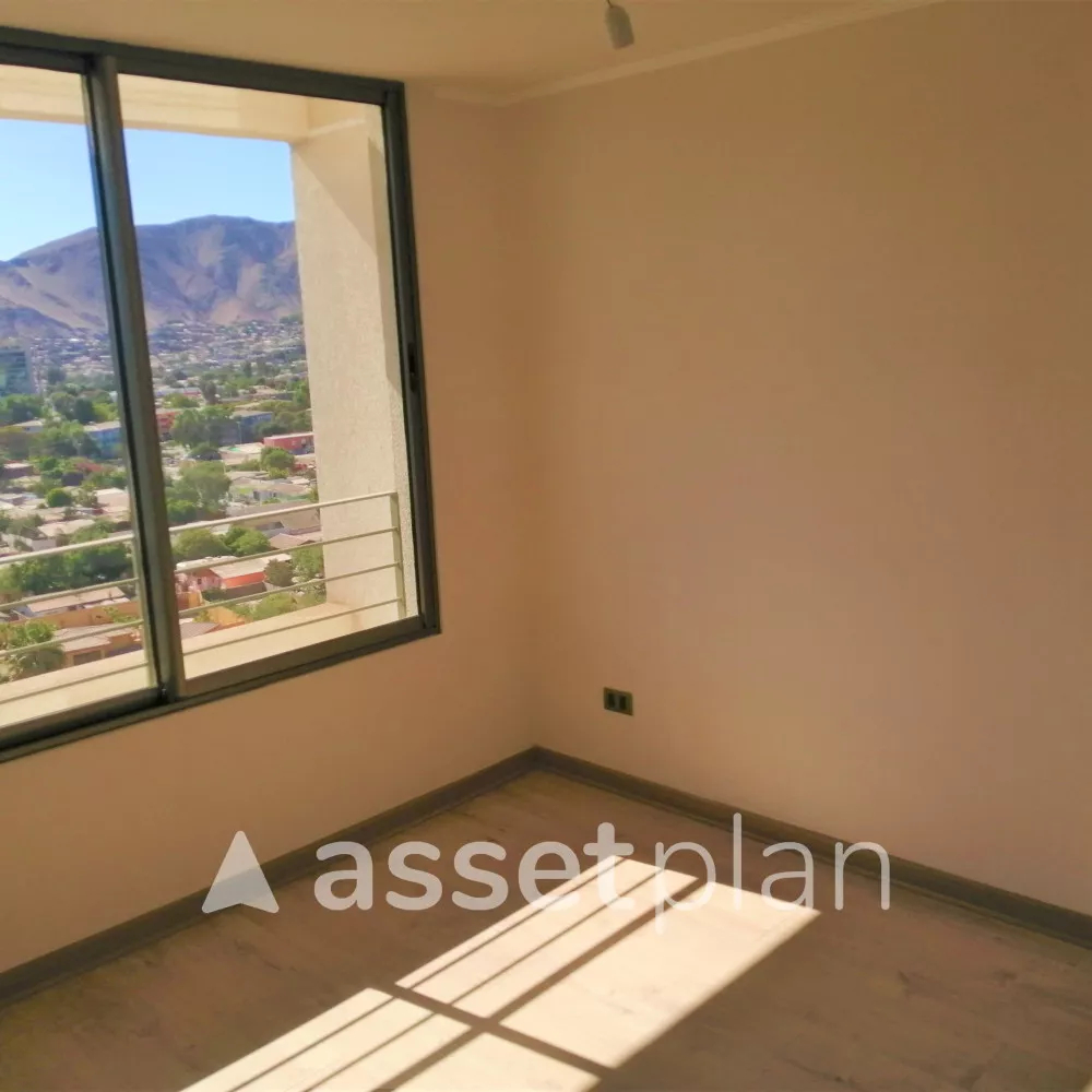 Edificio Los Carrera (1 Est. 1 Bod.) Vista Poniente Piso 9