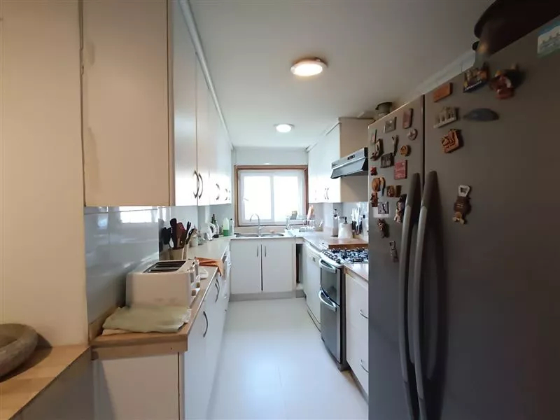Hermosa Casa En Venta De 3 Dorm. Las Condes