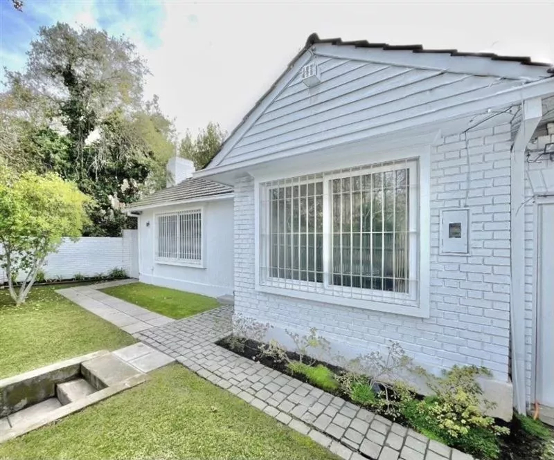 Estate at Home Nueva Costanera / Parque Bicentenario / Casa Costanera