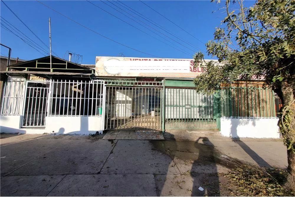 Casa Recién Remodelada 4d/1b Mas Local Comercial 