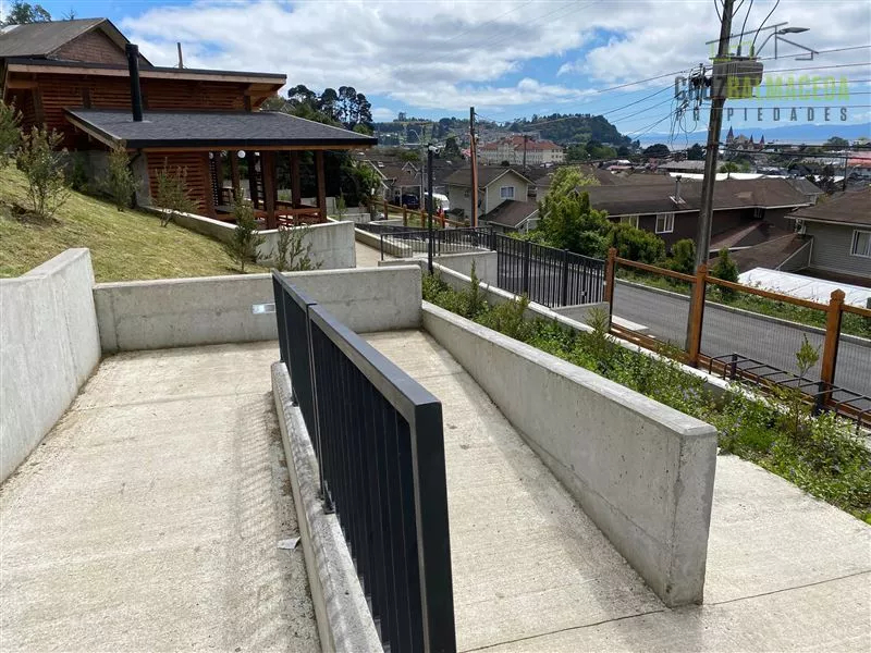Departamento En Venta De 2 Dorm. En Puerto Varas