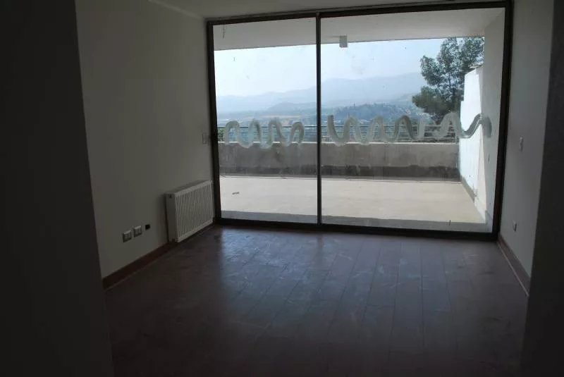 Excelente Departamento Con Vista Al Valle La Dehesa