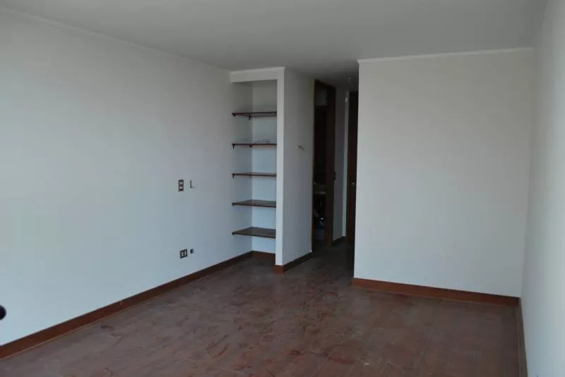 Excelente Departamento Con Vista Al Valle La Dehesa