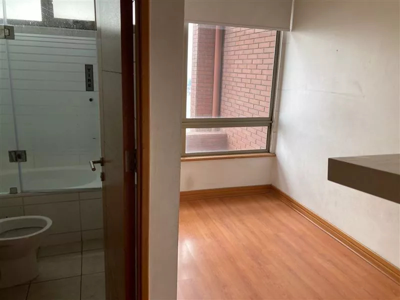 Departamento En Venta De 3 Dorm. En Vitacura