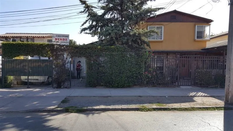 Vendo Amplia Casa En Avenida Las Nieves Oriente. Puente Alto, Sótero Del Río, Puente Alto