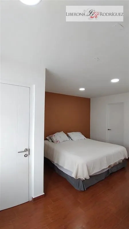 Casa En Venta De 4 Dormitorios En Valparaíso