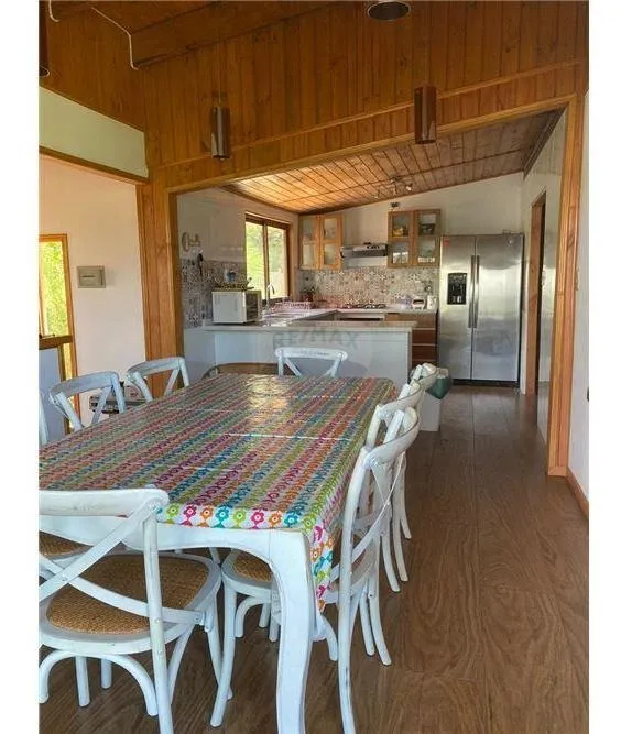 Se Vende Espectacular Casa En Lago Rapel 5d-3b