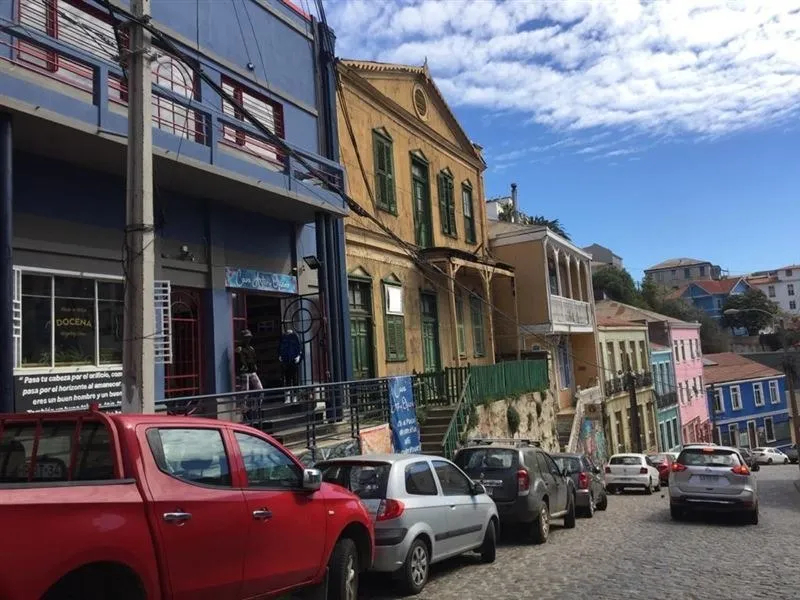Casa En Venta De 8 Dormitorios En Valparaíso