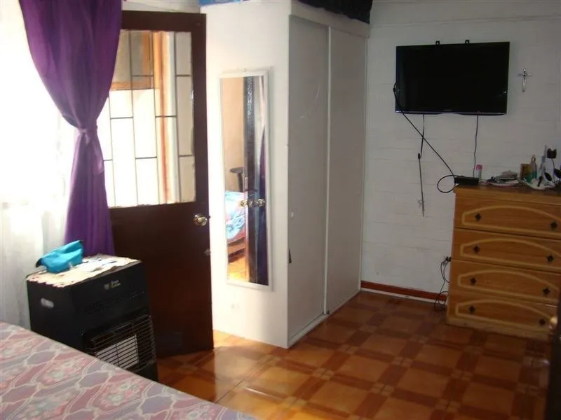 Casa En Venta De 4 Dorm. En Puente Alto