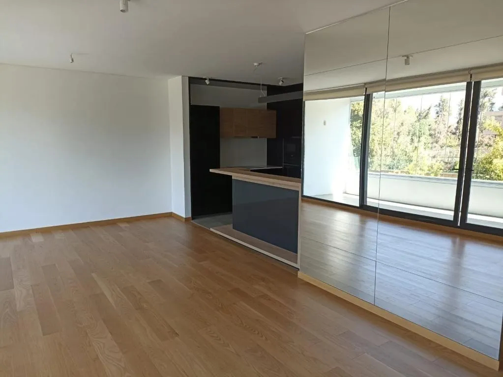 Estate at Home Avenida El Tranque 12091, Lo Barnechea, Chile, La