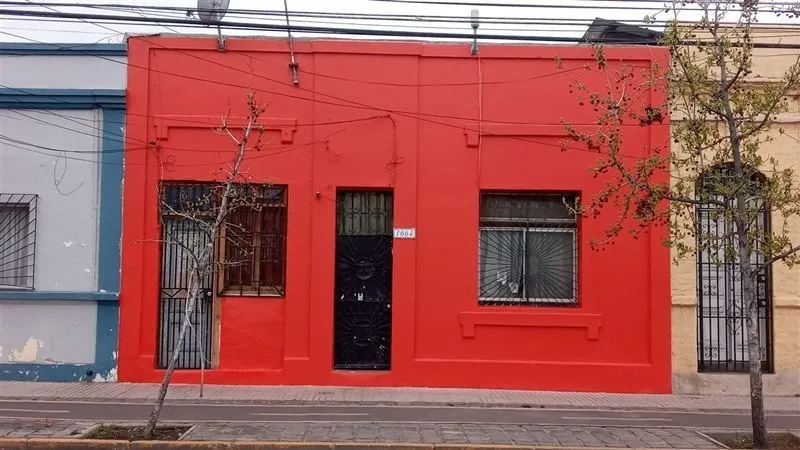 Venta Amplia Casa En Sector Carmen/maule En Santiago Centro