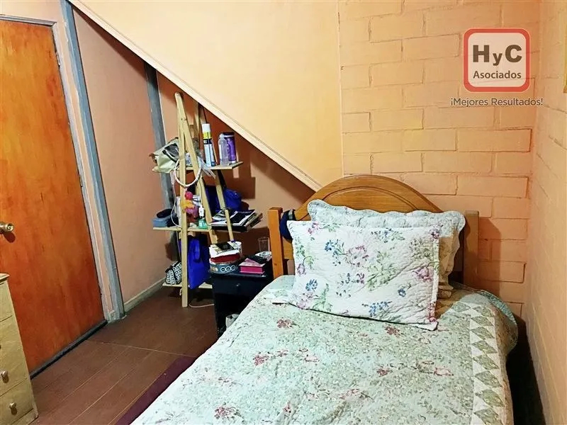 Casa En Venta De 5 Dormitorios En Cerro Navia