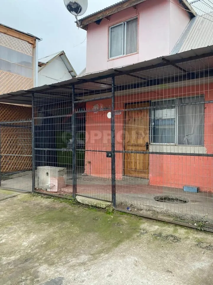 Se Vende Casa En Sarmiento, Curicó.