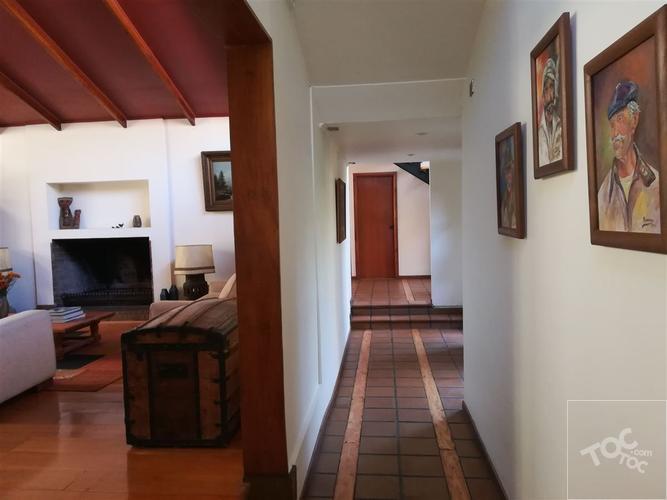 La Lomita con Camino El Refugio