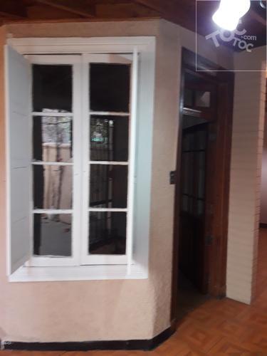 CASA CERCANA A COMERCIO BARRIO SAN ALFONSO Y MEIGS.