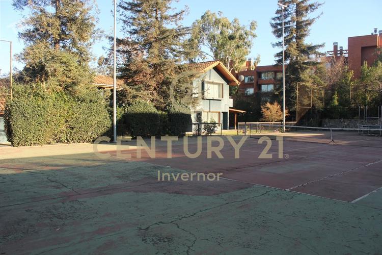 Nicanor Plaza