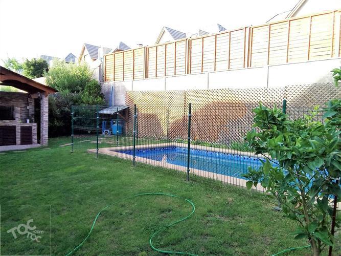Alto Macul / Condominio Puerta Roja