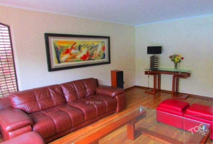 EN CONDOMINIO / SAN CARLOS DE APOQUINDO