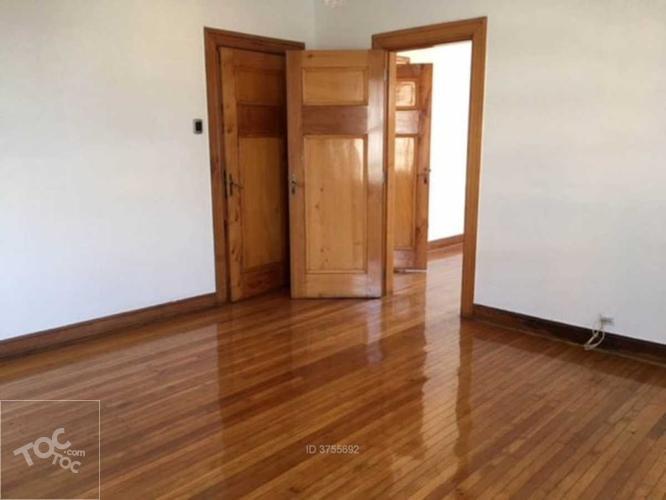 Maravillosa casona en Cerro Alegre con vista al mar, excelente estado, 6 estacionamientos