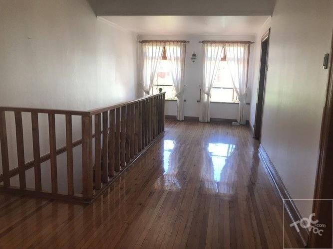 Maravillosa casona en Cerro Alegre con vista al mar, excelente estado, 6 estacionamientos