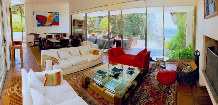 Exquisita, privada y sólida casa en Cachagua