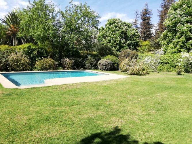 Condominio Los Almendros Sur/Avda Calera de Tango CV