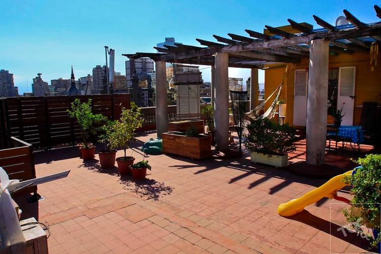 Arriendo Departamento en calle Phillips