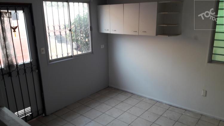 Casa 2 dorm. Sector Nocedal esquina Pedro Duarte, Puente Alto.