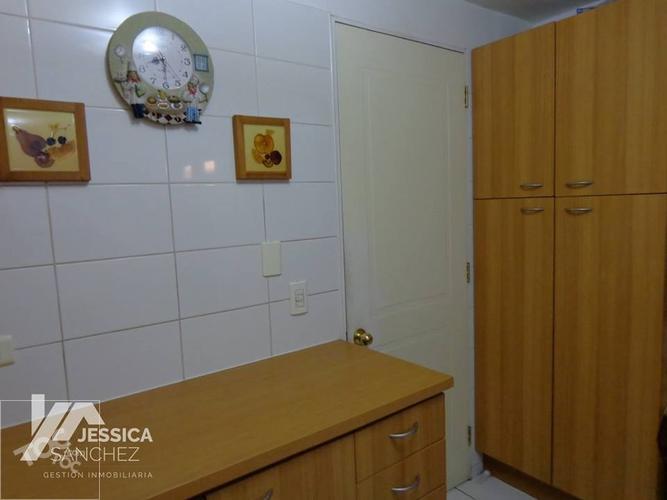 Se vende hermosa y amplia casa de 3 pisos en Jardín Alto, La Florida.