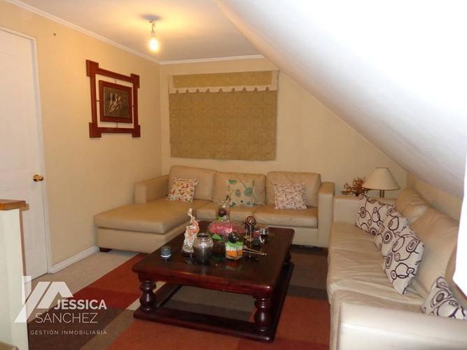 Se vende hermosa y amplia casa de 3 pisos en Jardín Alto, La Florida.