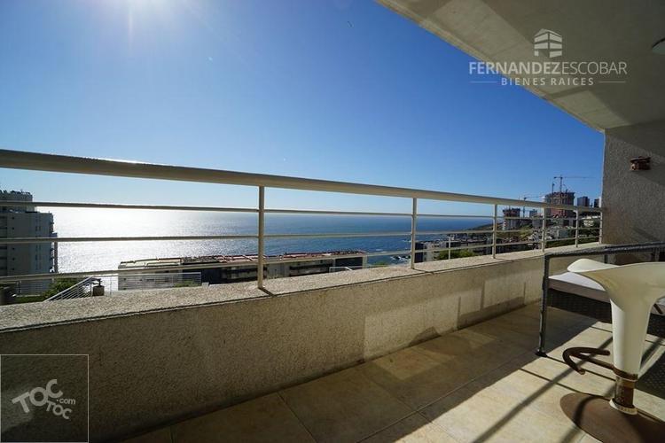 REÑACA - SE ARRIENDA DPTO 5 PERSONAS 2D 2B. Edificio Mirador del Mar