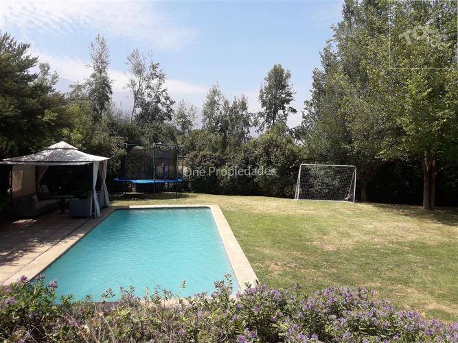 OPORTUNIDAD CASA A PASOS COLEGIO MAYFLOWER