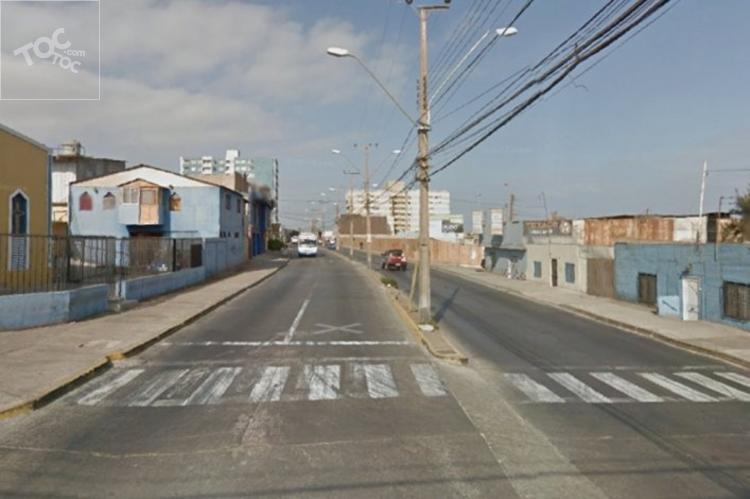 Venta terreno en avenida