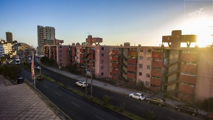 Cómodo departamento amoblado edificio Caliche