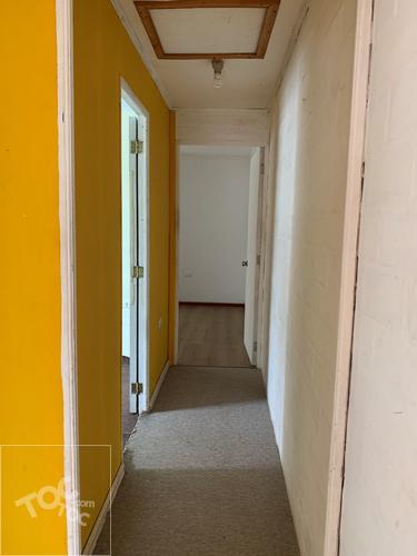 CASA CON EXCELENTE CONECTIVIDAD EN LA COMUNA DE PELARCO