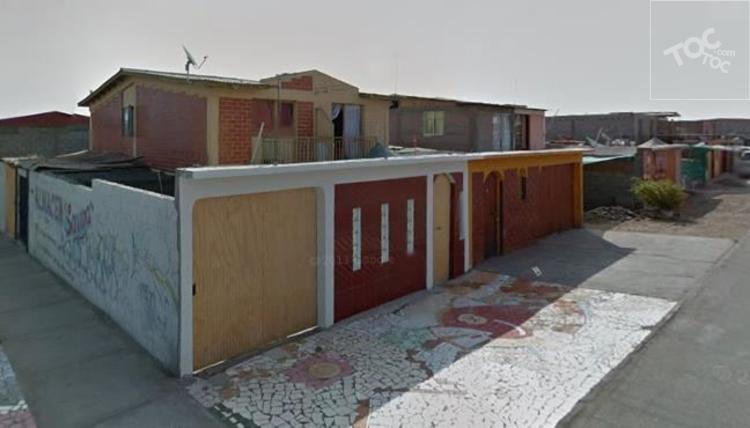 Casa 2 Pisos en Conjunto Chinchorro Oriente. Arica