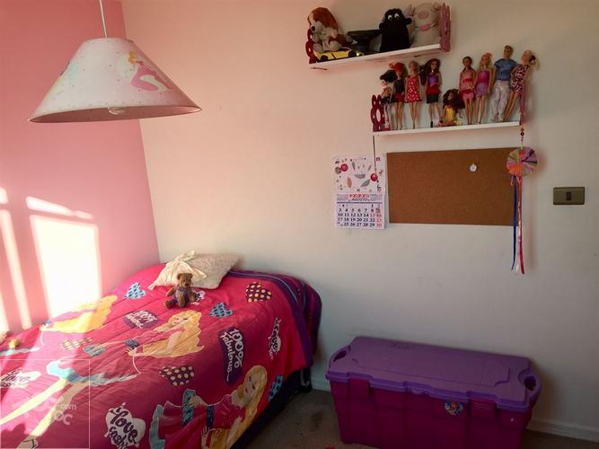 Cercano a Barrio Italia, ÑUÑOA: Dueña directa vende,
