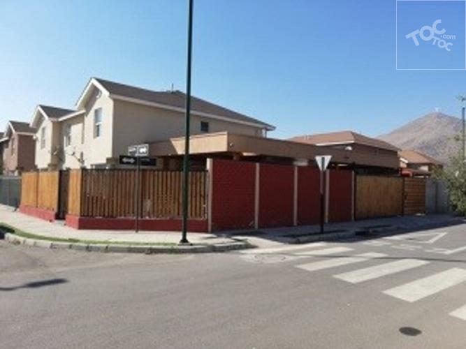 AMPLIA Y ACOGEDORA CASA UBICADA EN EL SECTOR VALLE LO CAMPINO